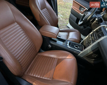 Белый Ленд Ровер Discovery Sport, объемом двигателя 2 л и пробегом 102 тыс. км за 18999 $, фото 22 на Automoto.ua