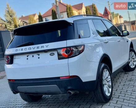 Белый Ленд Ровер Discovery Sport, объемом двигателя 2 л и пробегом 160 тыс. км за 16700 $, фото 6 на Automoto.ua
