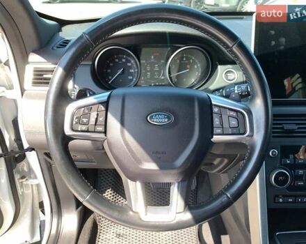 Білий Ленд Ровер Discovery Sport, об'ємом двигуна 2 л та пробігом 145 тис. км за 16990 $, фото 27 на Automoto.ua