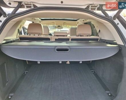 Белый Ленд Ровер Discovery Sport, объемом двигателя 2 л и пробегом 210 тыс. км за 16999 $, фото 30 на Automoto.ua