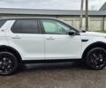 Білий Ленд Ровер Discovery Sport, об'ємом двигуна 2 л та пробігом 70 тис. км за 18300 $, фото 7 на Automoto.ua