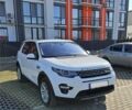Белый Ленд Ровер Discovery Sport, объемом двигателя 2 л и пробегом 92 тыс. км за 20100 $, фото 2 на Automoto.ua