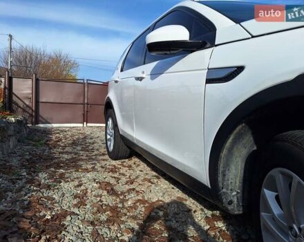 Белый Ленд Ровер Discovery Sport, объемом двигателя 2 л и пробегом 210 тыс. км за 16999 $, фото 8 на Automoto.ua