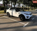 Белый Ленд Ровер Discovery Sport, объемом двигателя 2 л и пробегом 132 тыс. км за 15000 $, фото 2 на Automoto.ua
