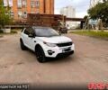 Білий Ленд Ровер Discovery Sport, об'ємом двигуна 2 л та пробігом 88 тис. км за 26300 $, фото 2 на Automoto.ua