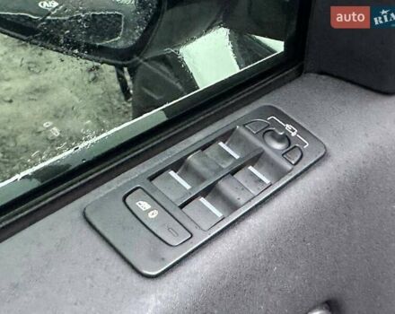 Белый Ленд Ровер Discovery Sport, объемом двигателя 2 л и пробегом 142 тыс. км за 11900 $, фото 12 на Automoto.ua