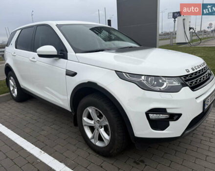 Белый Ленд Ровер Discovery Sport, объемом двигателя 2 л и пробегом 93 тыс. км за 22500 $, фото 16 на Automoto.ua