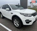 Белый Ленд Ровер Discovery Sport, объемом двигателя 2 л и пробегом 93 тыс. км за 22500 $, фото 16 на Automoto.ua