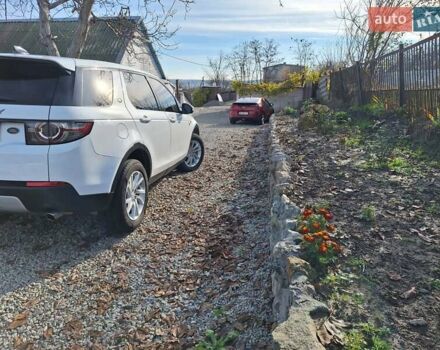 Белый Ленд Ровер Discovery Sport, объемом двигателя 2 л и пробегом 210 тыс. км за 16999 $, фото 6 на Automoto.ua