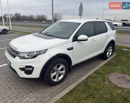 Белый Ленд Ровер Discovery Sport, объемом двигателя 2 л и пробегом 93 тыс. км за 22500 $, фото 20 на Automoto.ua