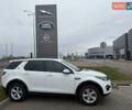 Белый Ленд Ровер Discovery Sport, объемом двигателя 2 л и пробегом 93 тыс. км за 22500 $, фото 4 на Automoto.ua