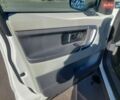 Белый Ленд Ровер Discovery Sport, объемом двигателя 2 л и пробегом 122 тыс. км за 11499 $, фото 18 на Automoto.ua