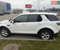 Белый Ленд Ровер Discovery Sport, объемом двигателя 2 л и пробегом 93 тыс. км за 22500 $, фото 17 на Automoto.ua