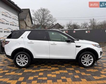 Белый Ленд Ровер Discovery Sport, объемом двигателя 2 л и пробегом 108 тыс. км за 16999 $, фото 4 на Automoto.ua