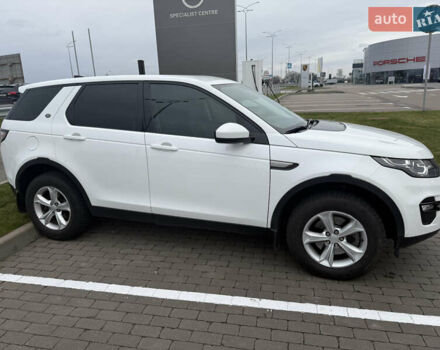Белый Ленд Ровер Discovery Sport, объемом двигателя 2 л и пробегом 93 тыс. км за 22500 $, фото 3 на Automoto.ua