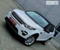 Белый Ленд Ровер Discovery Sport, объемом двигателя 2 л и пробегом 132 тыс. км за 21450 $, фото 16 на Automoto.ua