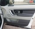 Білий Ленд Ровер Discovery Sport, об'ємом двигуна 2 л та пробігом 122 тис. км за 13499 $, фото 29 на Automoto.ua