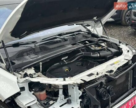 Белый Ленд Ровер Discovery Sport, объемом двигателя 2 л и пробегом 142 тыс. км за 11900 $, фото 25 на Automoto.ua