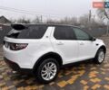 Белый Ленд Ровер Discovery Sport, объемом двигателя 2 л и пробегом 108 тыс. км за 16999 $, фото 5 на Automoto.ua
