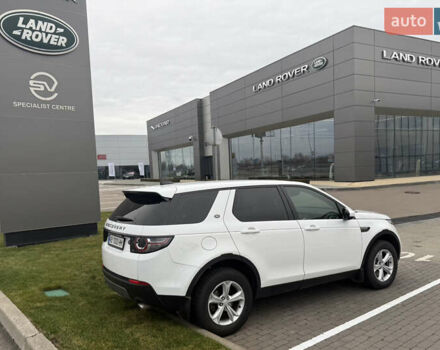 Белый Ленд Ровер Discovery Sport, объемом двигателя 2 л и пробегом 93 тыс. км за 22500 $, фото 10 на Automoto.ua