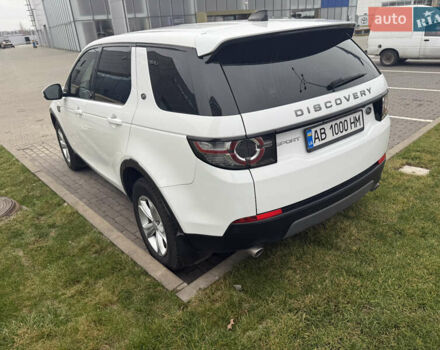 Белый Ленд Ровер Discovery Sport, объемом двигателя 2 л и пробегом 93 тыс. км за 22500 $, фото 6 на Automoto.ua