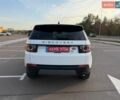 Білий Ленд Ровер Discovery Sport, об'ємом двигуна 2 л та пробігом 158 тис. км за 11950 $, фото 5 на Automoto.ua