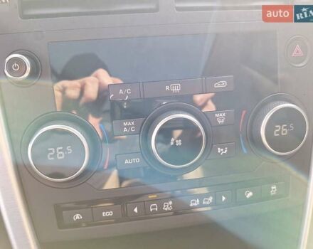 Белый Ленд Ровер Discovery Sport, объемом двигателя 2 л и пробегом 210 тыс. км за 16999 $, фото 41 на Automoto.ua