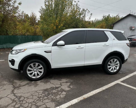 Ленд Ровер Discovery Sport 2017 в Дубно на Automoto.ua Белый Ленд Ровер Discovery Sport, объемом двигателя 2 л и пробегом 166 тыс. км за 17000 $, фото 3 на Automoto.ua