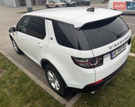 Белый Ленд Ровер Discovery Sport, объемом двигателя 2 л и пробегом 93 тыс. км за 22500 $, фото 18 на Automoto.ua