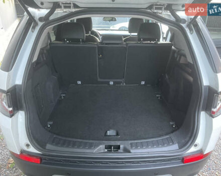 Белый Ленд Ровер Discovery Sport, объемом двигателя 2 л и пробегом 85 тыс. км за 20900 $, фото 19 на Automoto.ua