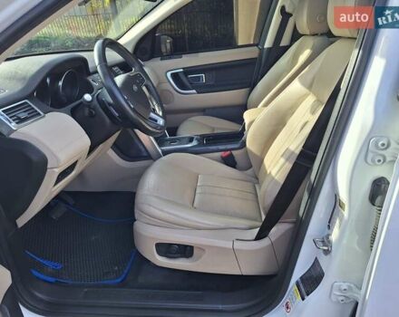 Белый Ленд Ровер Discovery Sport, объемом двигателя 2 л и пробегом 210 тыс. км за 16999 $, фото 19 на Automoto.ua