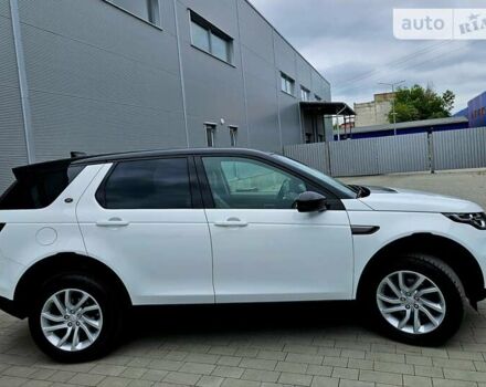 Белый Ленд Ровер Discovery Sport, объемом двигателя 2 л и пробегом 132 тыс. км за 21450 $, фото 54 на Automoto.ua