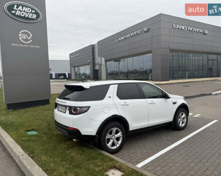 Белый Ленд Ровер Discovery Sport, объемом двигателя 2 л и пробегом 93 тыс. км за 22500 $, фото 9 на Automoto.ua