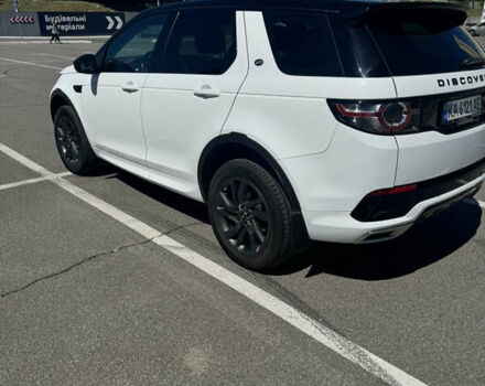 Белый Ленд Ровер Discovery Sport, объемом двигателя 2 л и пробегом 85 тыс. км за 26300 $, фото 3 на Automoto.ua
