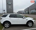 Белый Ленд Ровер Discovery Sport, объемом двигателя 2 л и пробегом 93 тыс. км за 22500 $, фото 11 на Automoto.ua