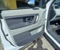 Білий Ленд Ровер Discovery Sport, об'ємом двигуна 2 л та пробігом 155 тис. км за 19000 $, фото 13 на Automoto.ua