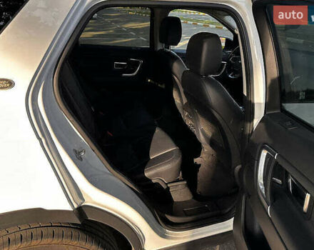Белый Ленд Ровер Discovery Sport, объемом двигателя 2 л и пробегом 132 тыс. км за 15000 $, фото 31 на Automoto.ua