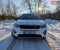 Белый Ленд Ровер Discovery Sport, объемом двигателя 2 л и пробегом 104 тыс. км за 22400 $, фото 2 на Automoto.ua