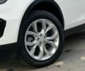 Белый Ленд Ровер Discovery Sport, объемом двигателя 2 л и пробегом 142 тыс. км за 14799 $, фото 7 на Automoto.ua