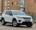 Белый Ленд Ровер Discovery Sport, объемом двигателя 2 л и пробегом 102 тыс. км за 22500 $, фото 2 на Automoto.ua
