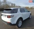 Белый Ленд Ровер Discovery Sport, объемом двигателя 2 л и пробегом 84 тыс. км за 13700 $, фото 4 на Automoto.ua