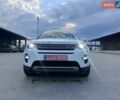 Белый Ленд Ровер Discovery Sport, объемом двигателя 2 л и пробегом 148 тыс. км за 18999 $, фото 1 на Automoto.ua