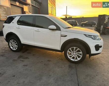 Белый Ленд Ровер Discovery Sport, объемом двигателя 2 л и пробегом 152 тыс. км за 16500 $, фото 1 на Automoto.ua