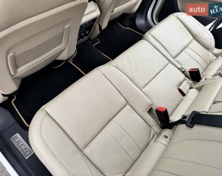 Белый Ленд Ровер Discovery Sport, объемом двигателя 2 л и пробегом 93 тыс. км за 25500 $, фото 31 на Automoto.ua