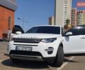 Білий Ленд Ровер Discovery Sport, об'ємом двигуна 2 л та пробігом 105 тис. км за 27200 $, фото 1 на Automoto.ua