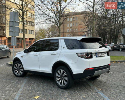 Білий Ленд Ровер Discovery Sport, об'ємом двигуна 2 л та пробігом 137 тис. км за 24900 $, фото 4 на Automoto.ua