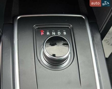 Белый Ленд Ровер Discovery Sport, объемом двигателя 2 л и пробегом 159 тыс. км за 19800 $, фото 16 на Automoto.ua