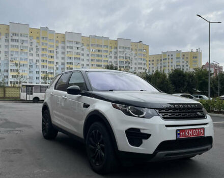 Белый Ленд Ровер Discovery Sport, объемом двигателя 2 л и пробегом 126 тыс. км за 22000 $, фото 6 на Automoto.ua