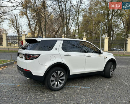 Білий Ленд Ровер Discovery Sport, об'ємом двигуна 2 л та пробігом 137 тис. км за 24900 $, фото 3 на Automoto.ua