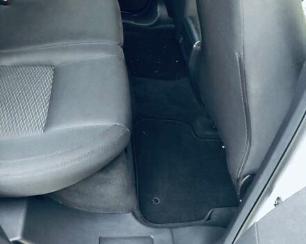 Белый Ленд Ровер Discovery Sport, объемом двигателя 2 л и пробегом 193 тыс. км за 18900 $, фото 43 на Automoto.ua